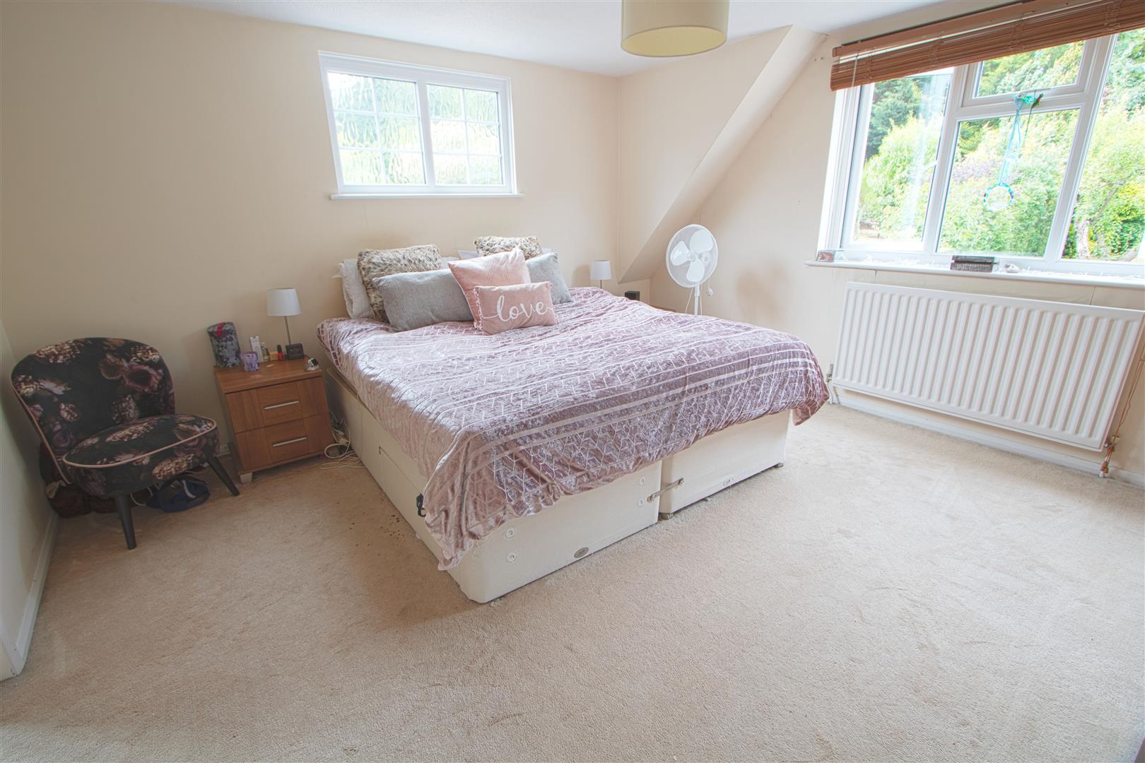 Crown Road, Billericay Parabar Estates